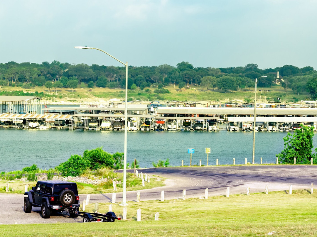 North Point Yacht Club景点图片