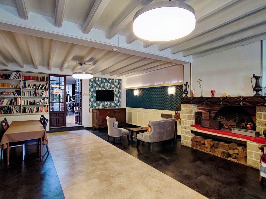 Logis Grand Hotel Pelisson主图