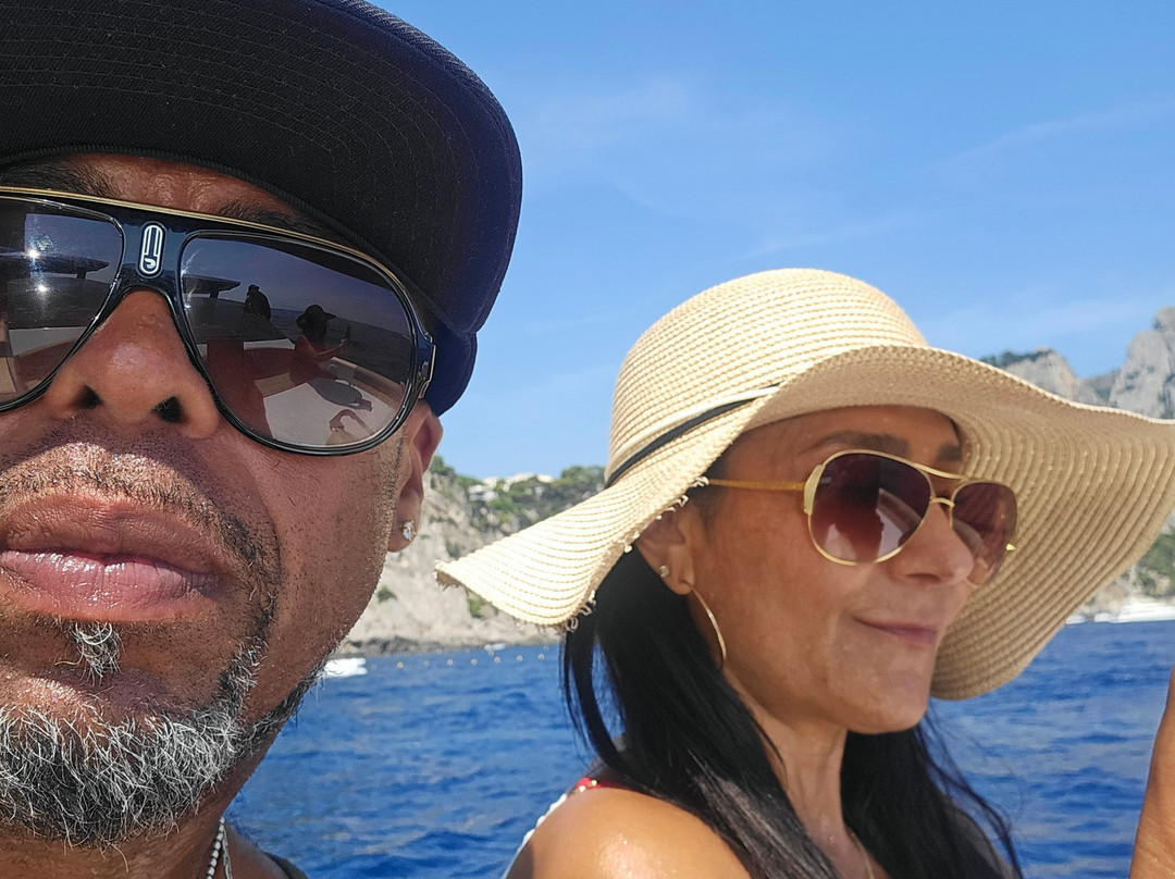 Pepecello Yacht Tours-那不勒斯必去景点