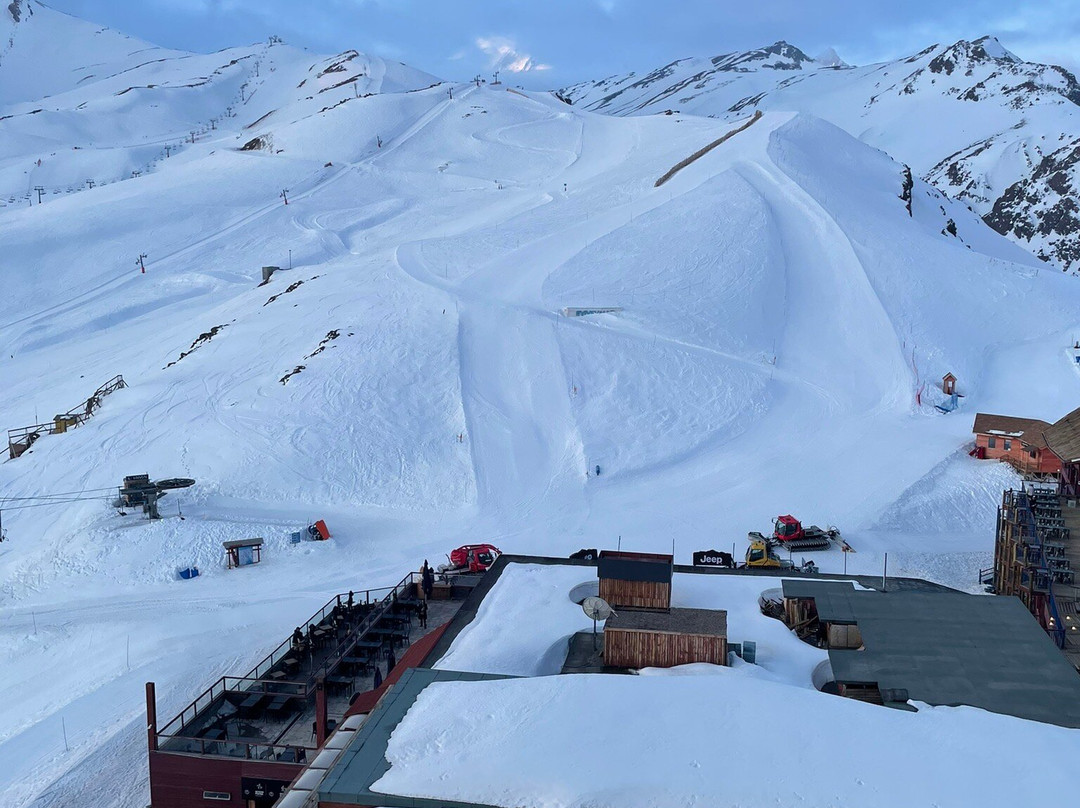 Puerta del Sol Hotel主图