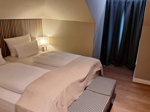 阿尔滕布吕克酒店主图