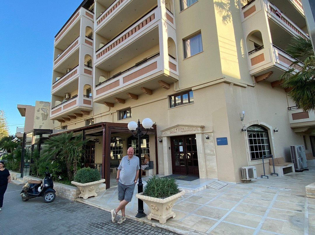 Elina Hotel Apartments主图