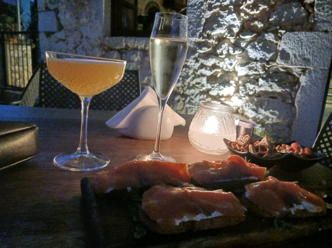 1866 Beer Bar-Kardamili必去景点