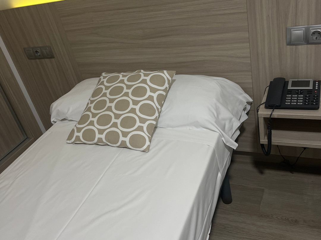 Olympia Hotel Ronda II主图