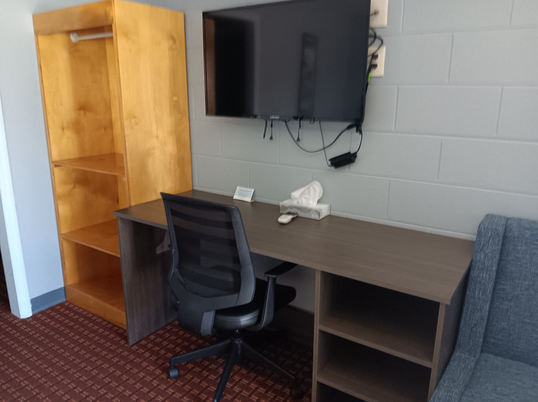 Rodeway Inn & Suites主图