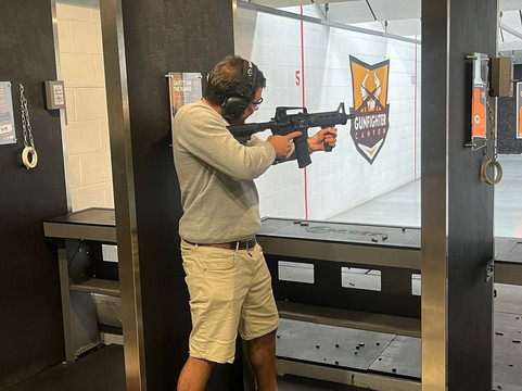Gunfighter Canyon Indoor Shooting Experience-威廉姆斯必去景点