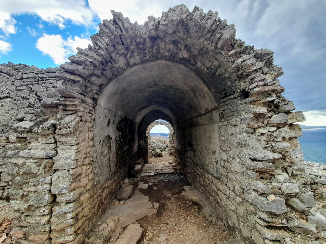 Monastery of 40 Saints-沙兰德必去景点
