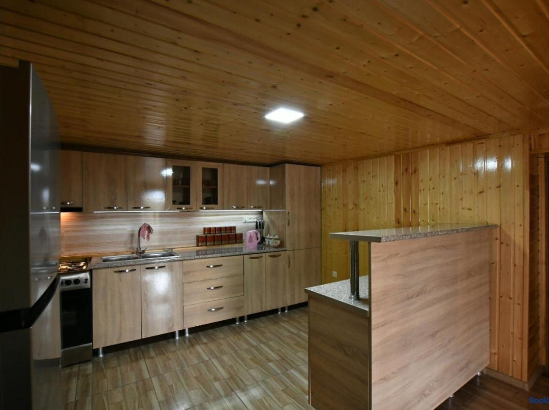 Nikos House