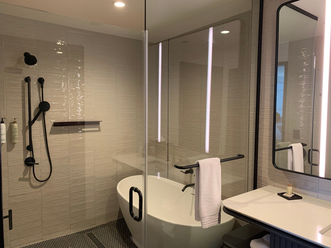 Renaissance Milwaukee West Hotel主图