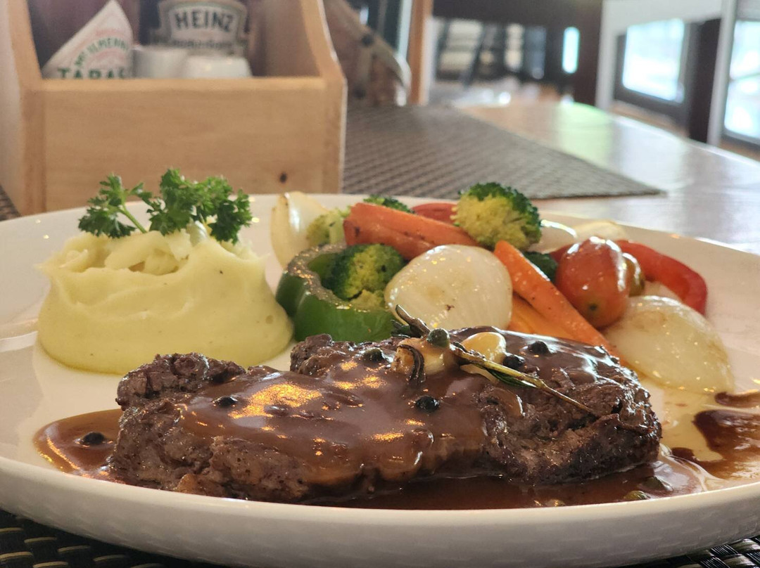 The Siamese Hotel主图