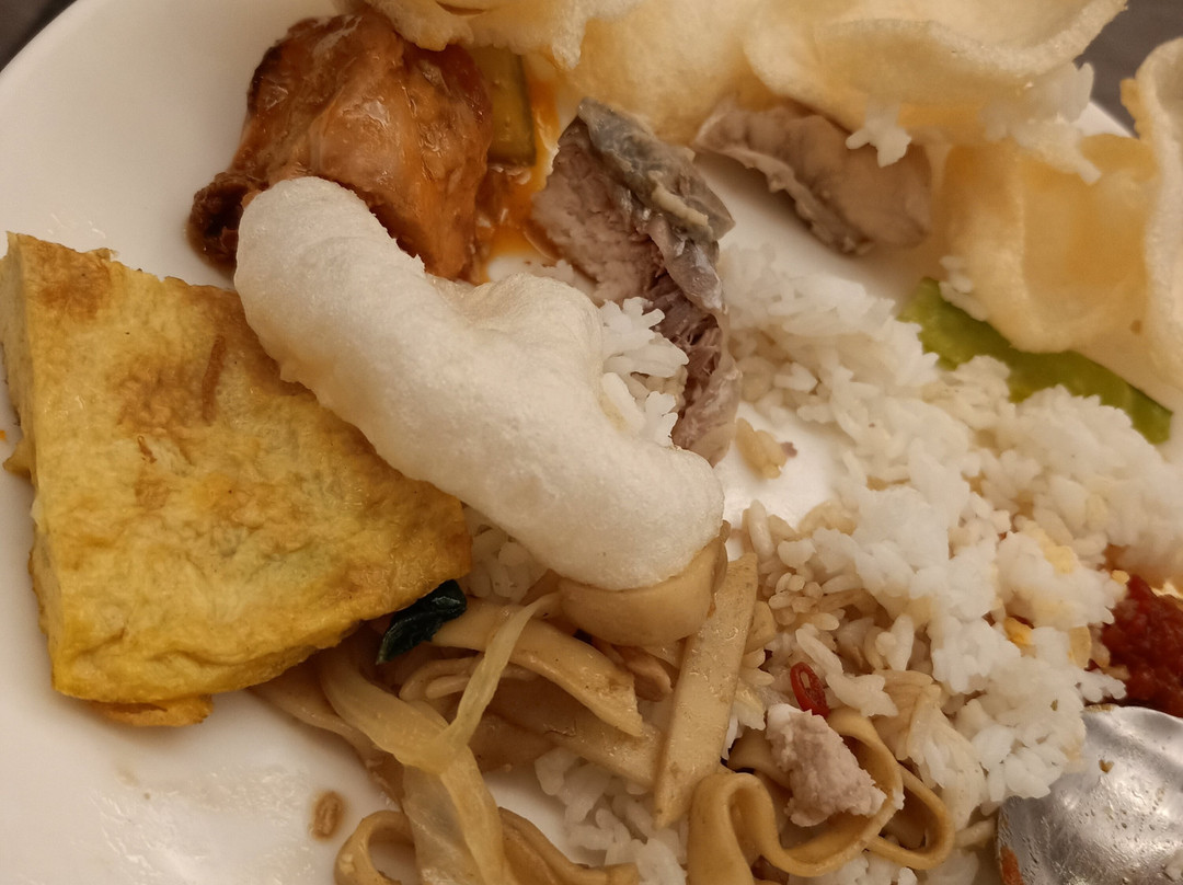 Luminor Hotel Jemursari主图