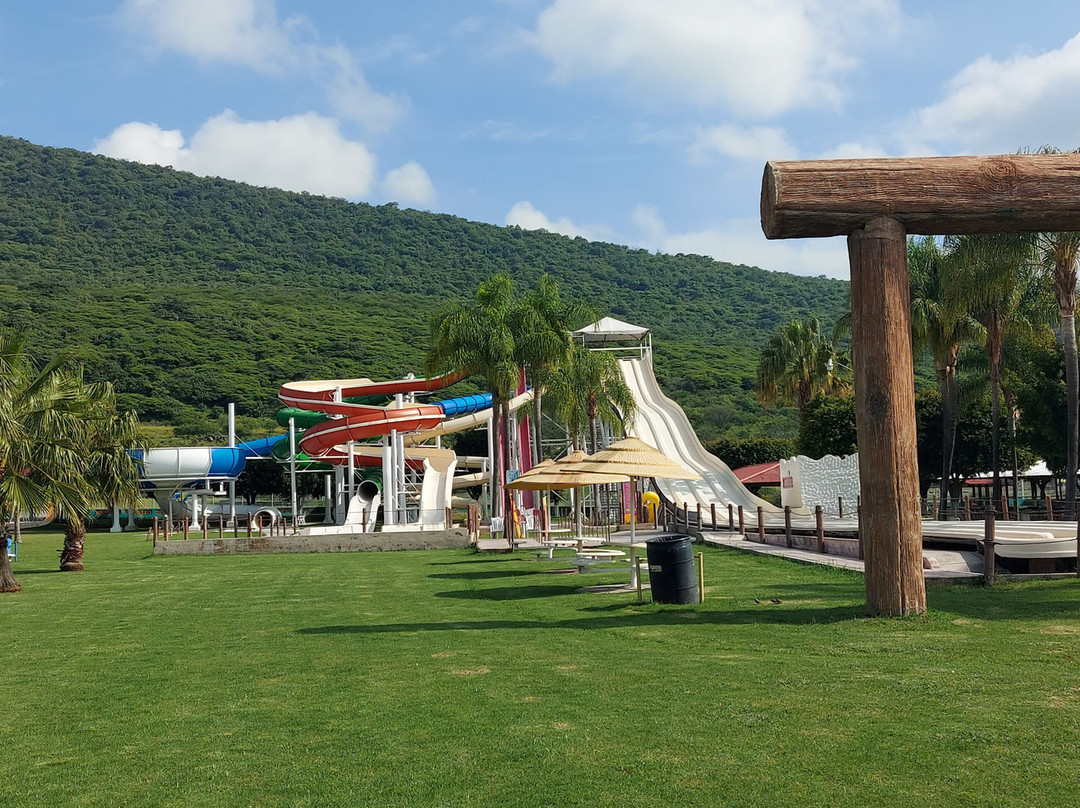 Corral Grande Parque Acuático-Jamay必去景点