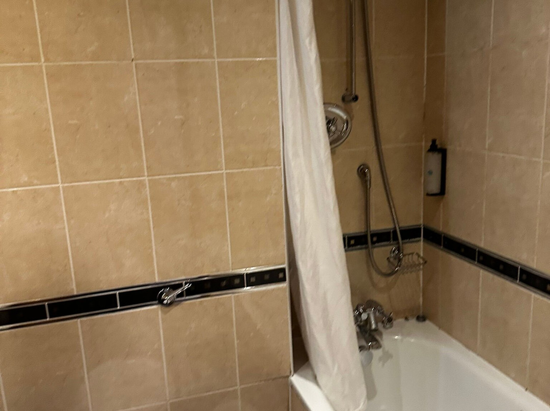 Marwell Hotel Winchester South主图