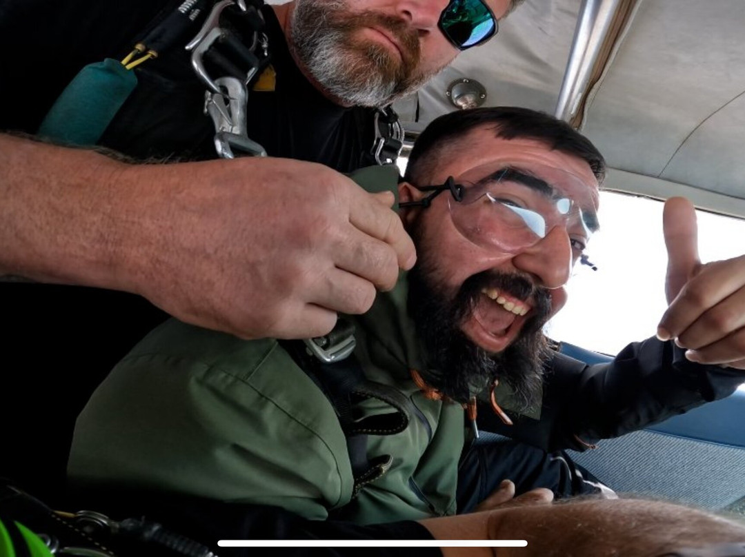 Skydive the Southern Vines-麦克拉伦谷必去景点