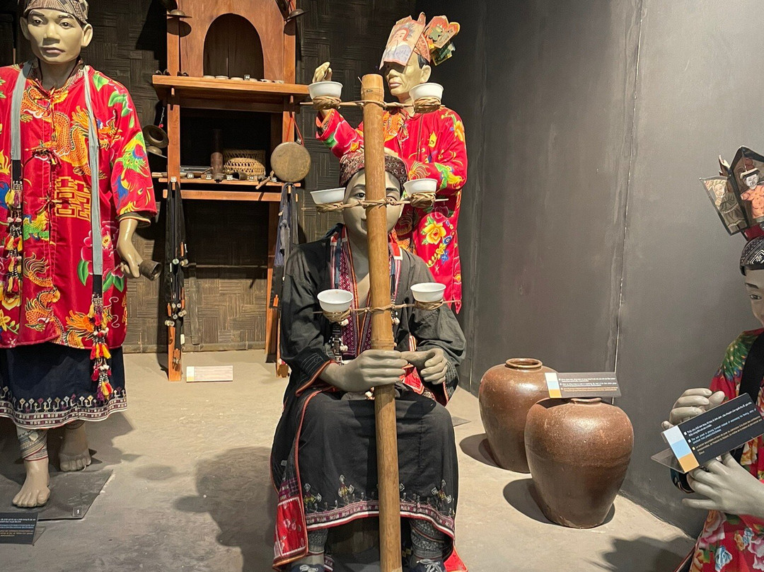 Halong Happy Travel-Ha Long City必去景点