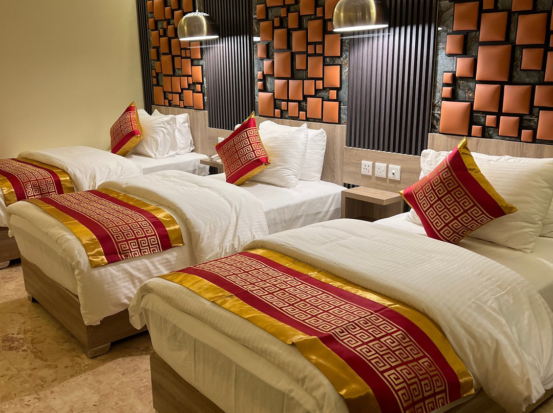 夸特洛瑞莱克斯酒店主图