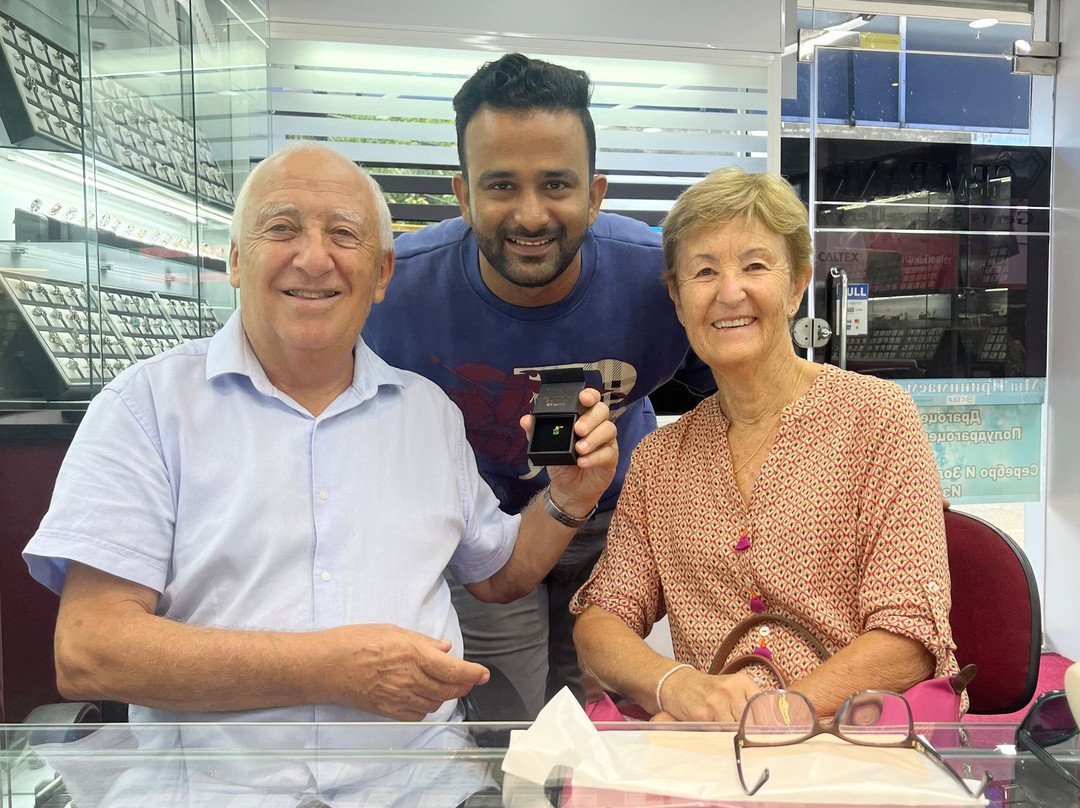 Gem Bank Gems & Jewellery-Aluthgama必去景点