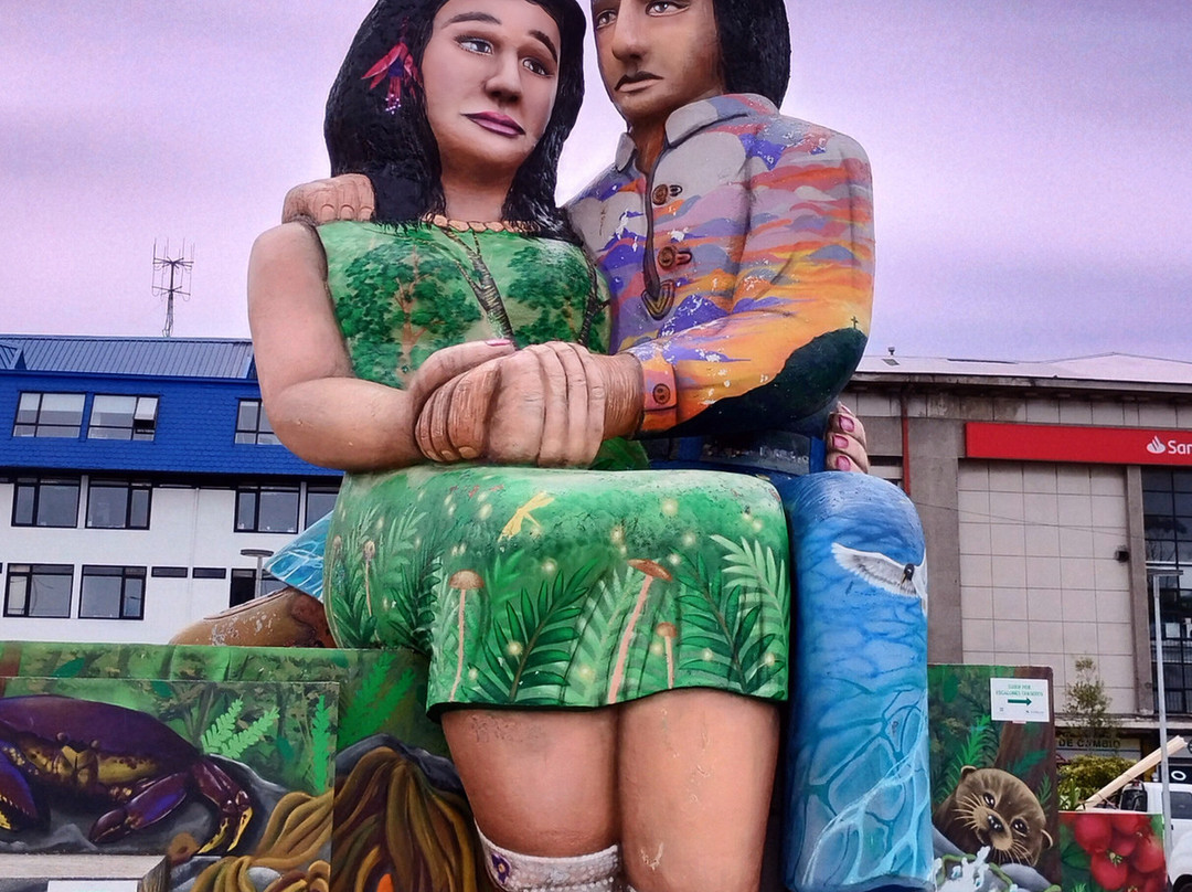 Sentados Frente al Mar-蒙特港必去景点