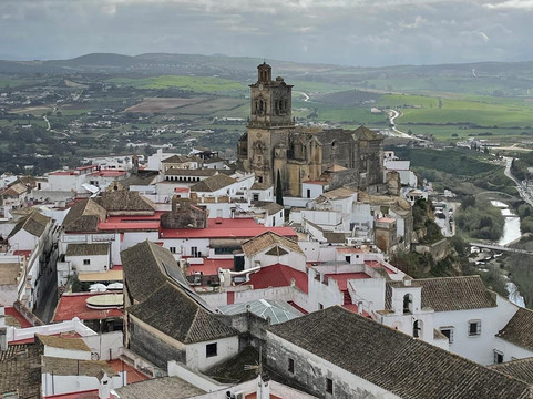 Basílica de Santa María de la Asunción-阿尔科斯－德拉弗龙特拉必去景点
