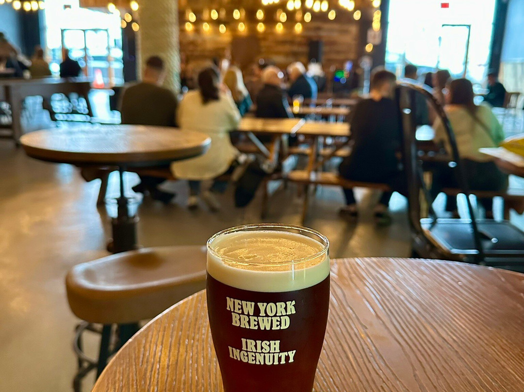 Flagship Brewing Company景点图片