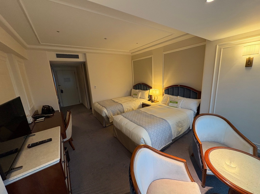 新格兰酒店主图