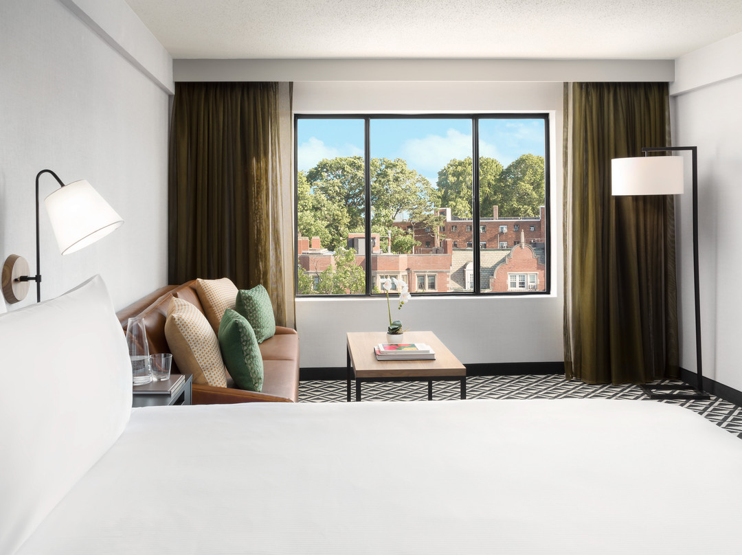 Arcadian Hotel Brookline主图