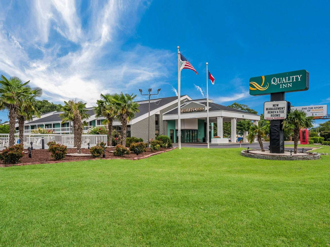 Quality Inn Greenville Near University主图