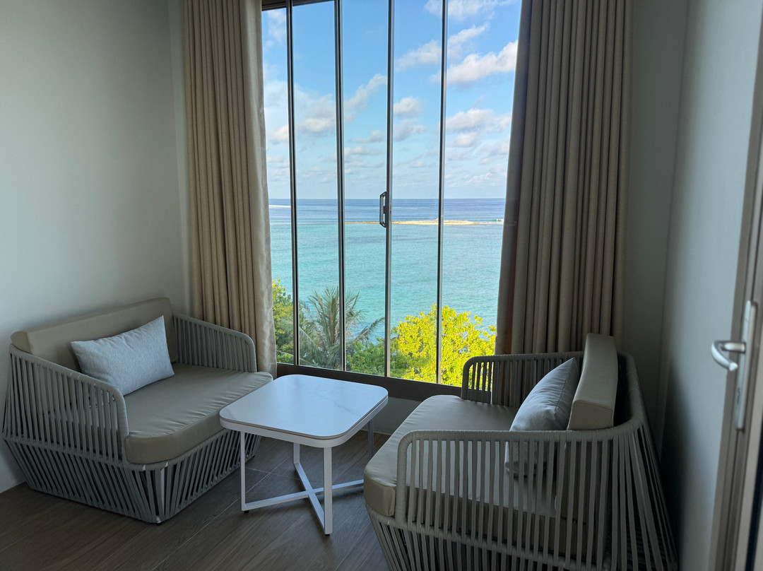 Avyanna Gulhi Beach Hotel