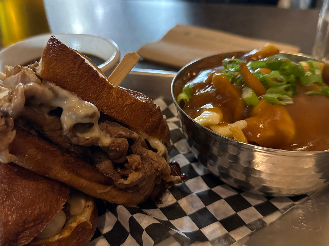 Extreme Eatz Bar & Grill