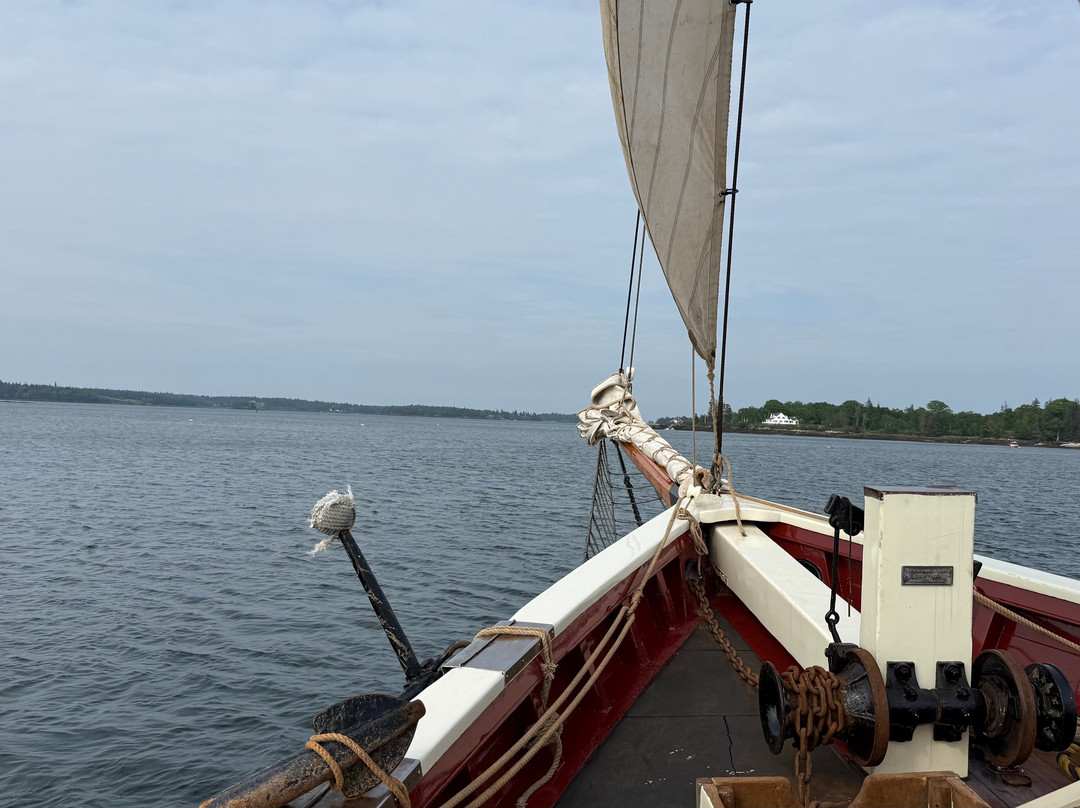 Schooner J. & E. Riggin Day Cruises-罗克兰必去景点