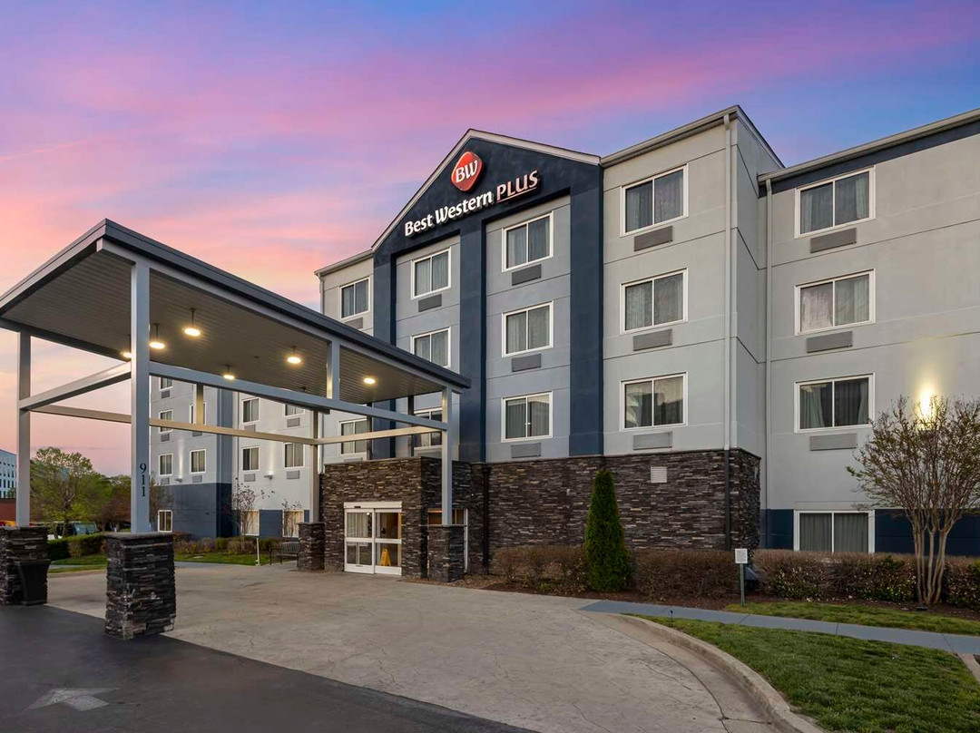 Best Western Plus Nashville Airport Hotel