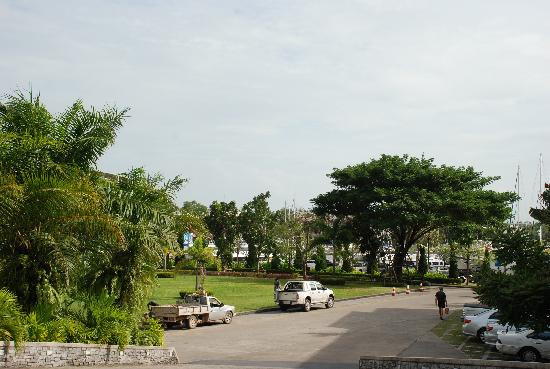 普吉岛游艇俱乐部主图