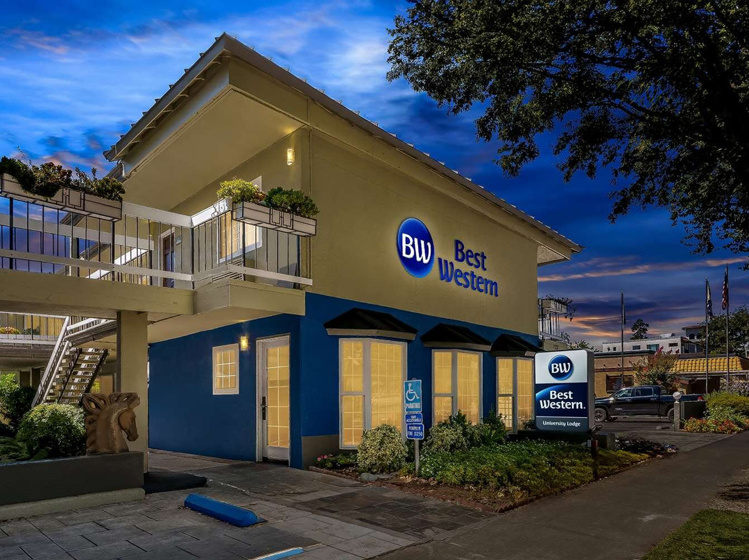 Dixon酒店住宿-Best Western University Lodge