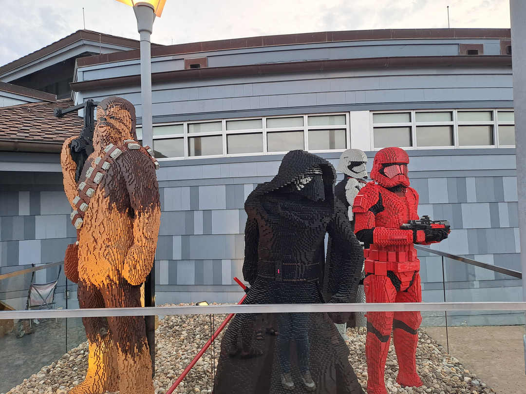 The Lego Store At Disney Springs