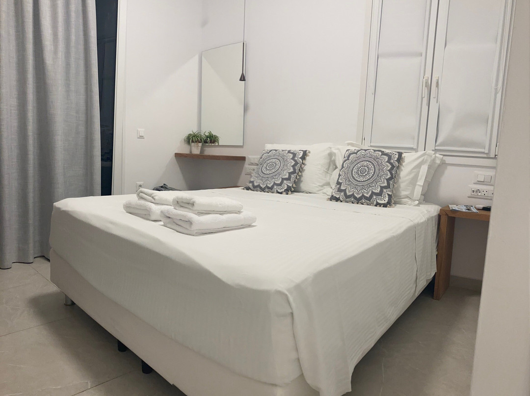 迦里尼酒店主图