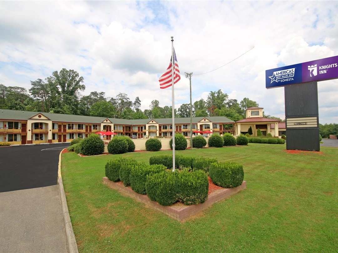 Americas Best Value Inn Pilot Mountain