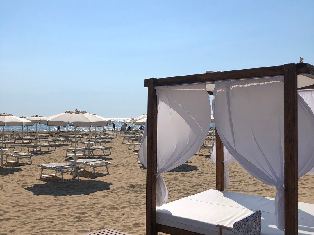 Bellavita Beach Club & Lifestyle-维耶斯泰必去景点