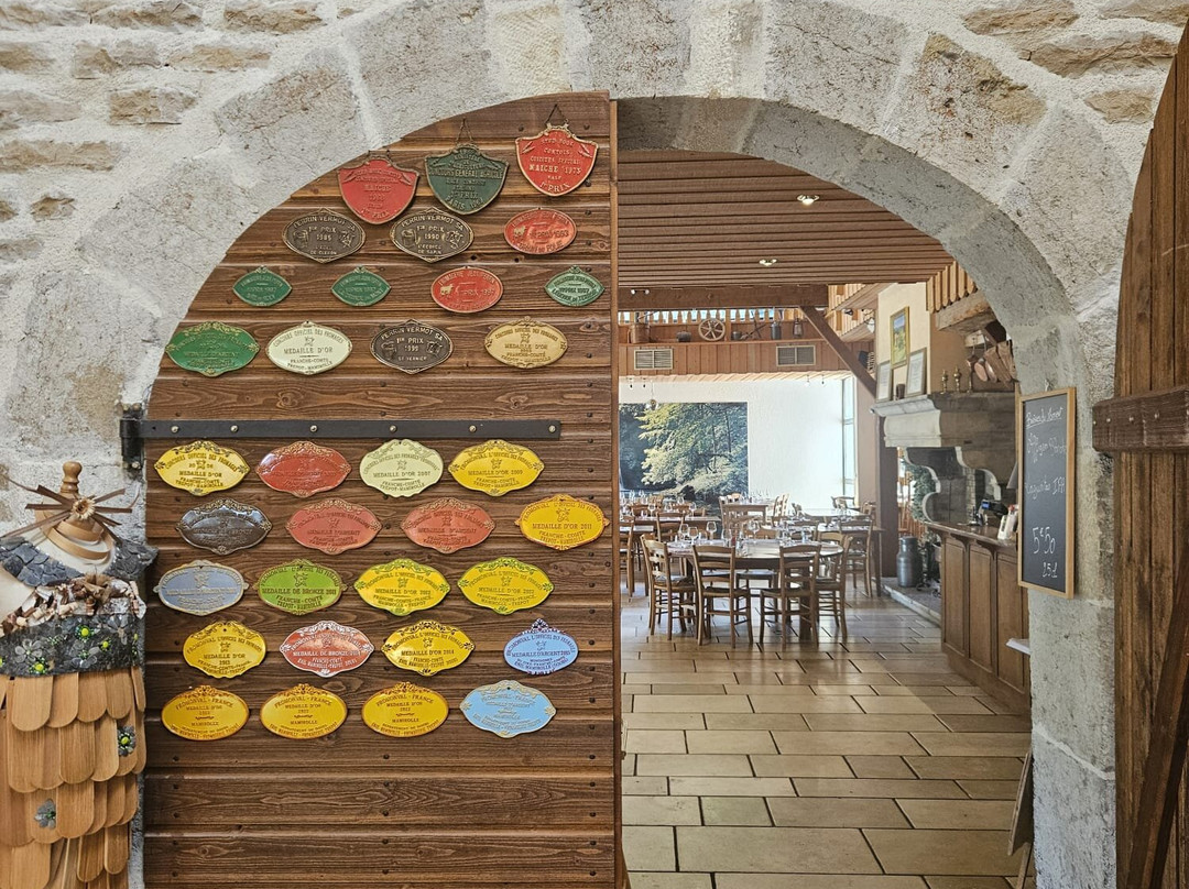 Le Hameau du Fromage-Cleron必去景点