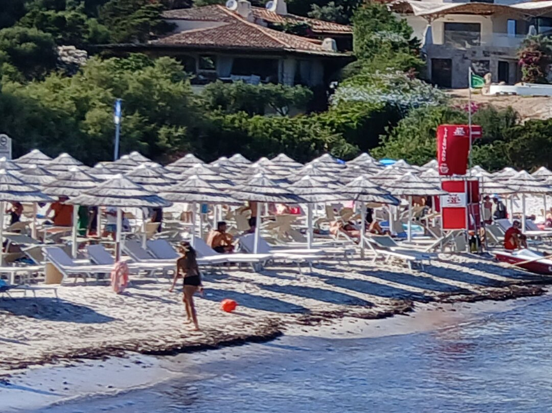Cala Granu Beach-切尔沃港必去景点