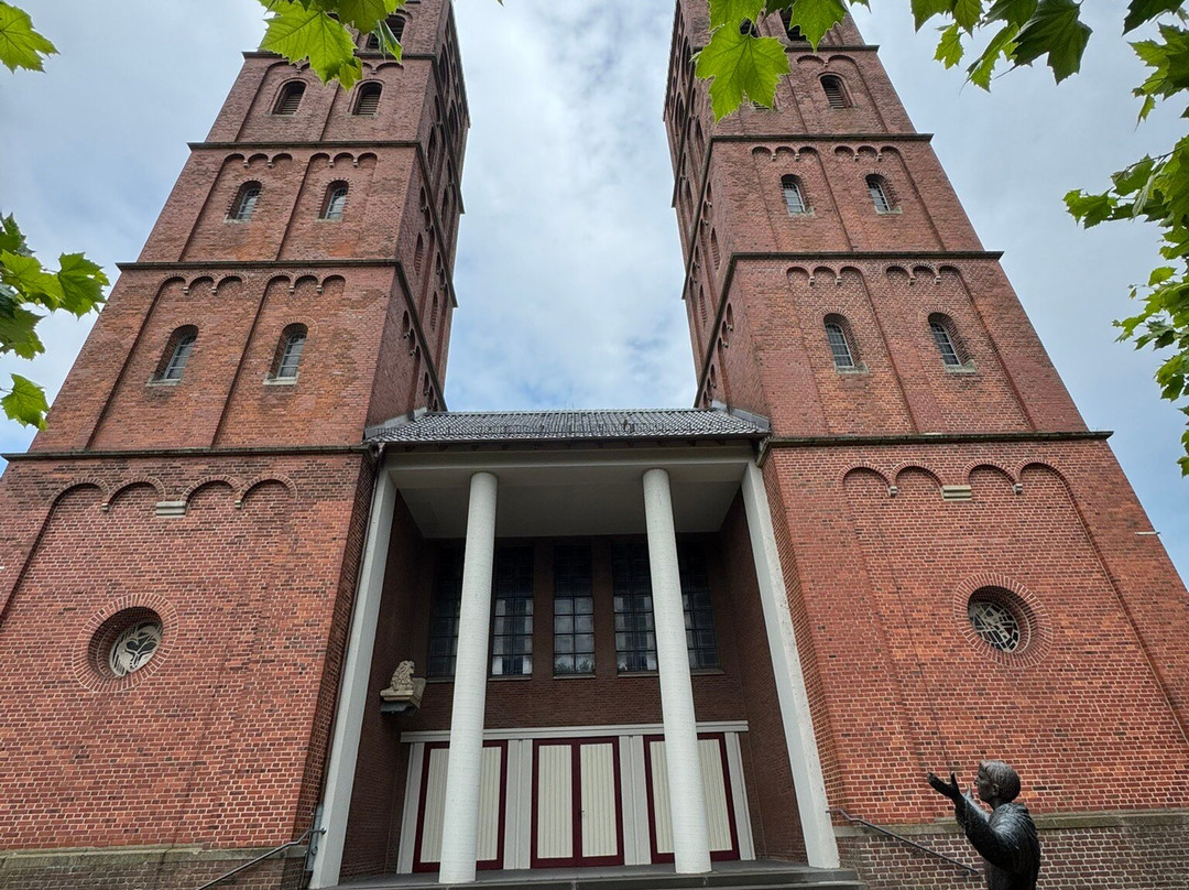 Pfarrheim St. Laurentius-Uedem必去景点