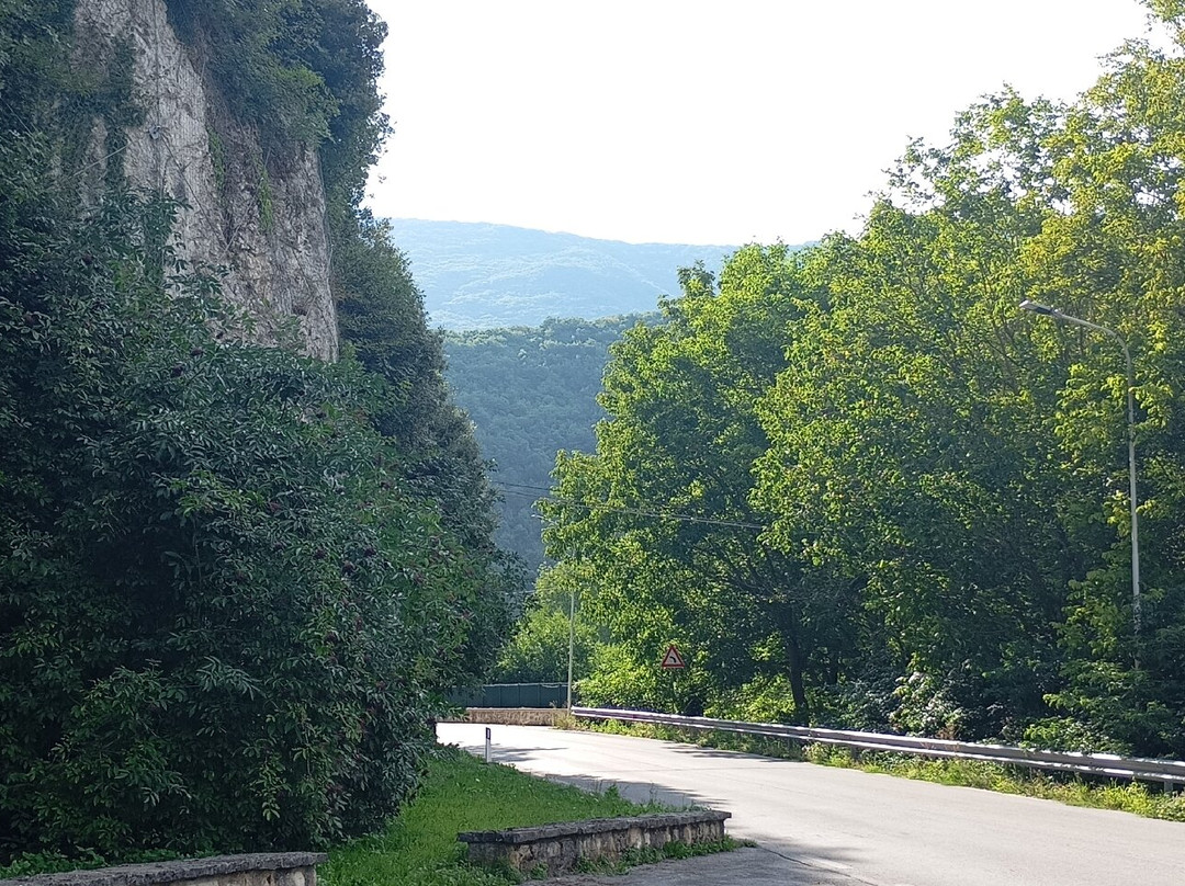 Chiesa Madonna Dei Calcinai-Sefro必去景点