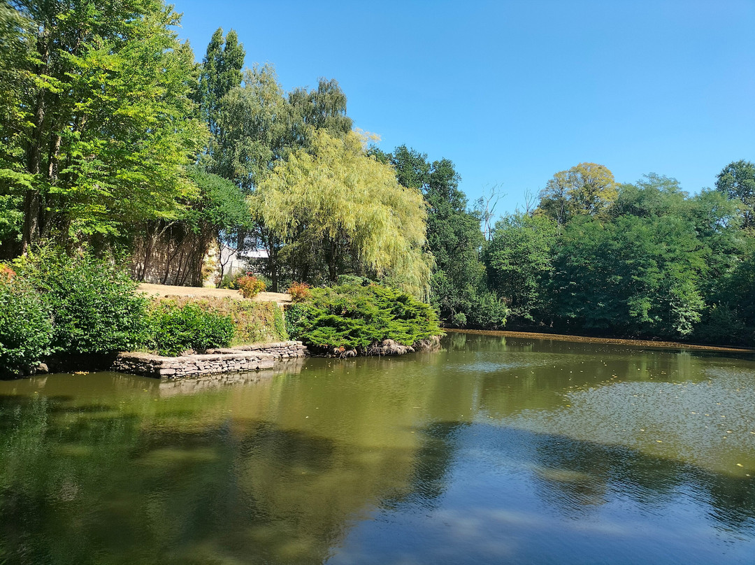 Balades en Haut Limousin Tours-Mortemart必去景点