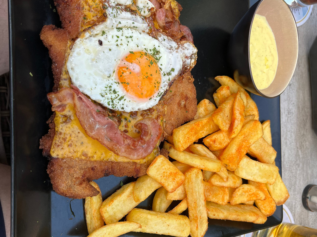 Hirsch | Restaurant - Bar