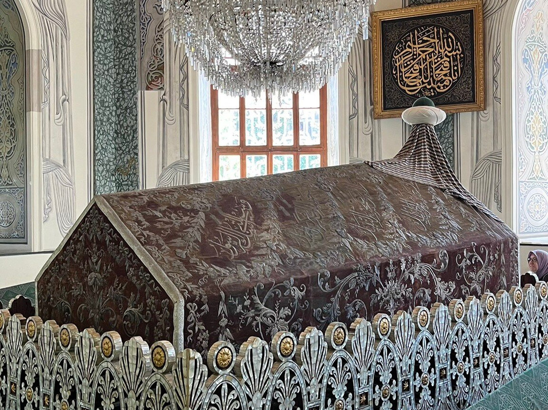 Osmangazi Orhangazi Turbesi-奥斯曼加奇必去景点