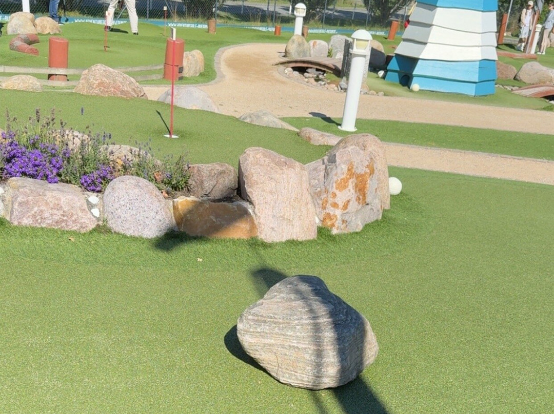Family Fairway Adventure Golf-比苏姆必去景点