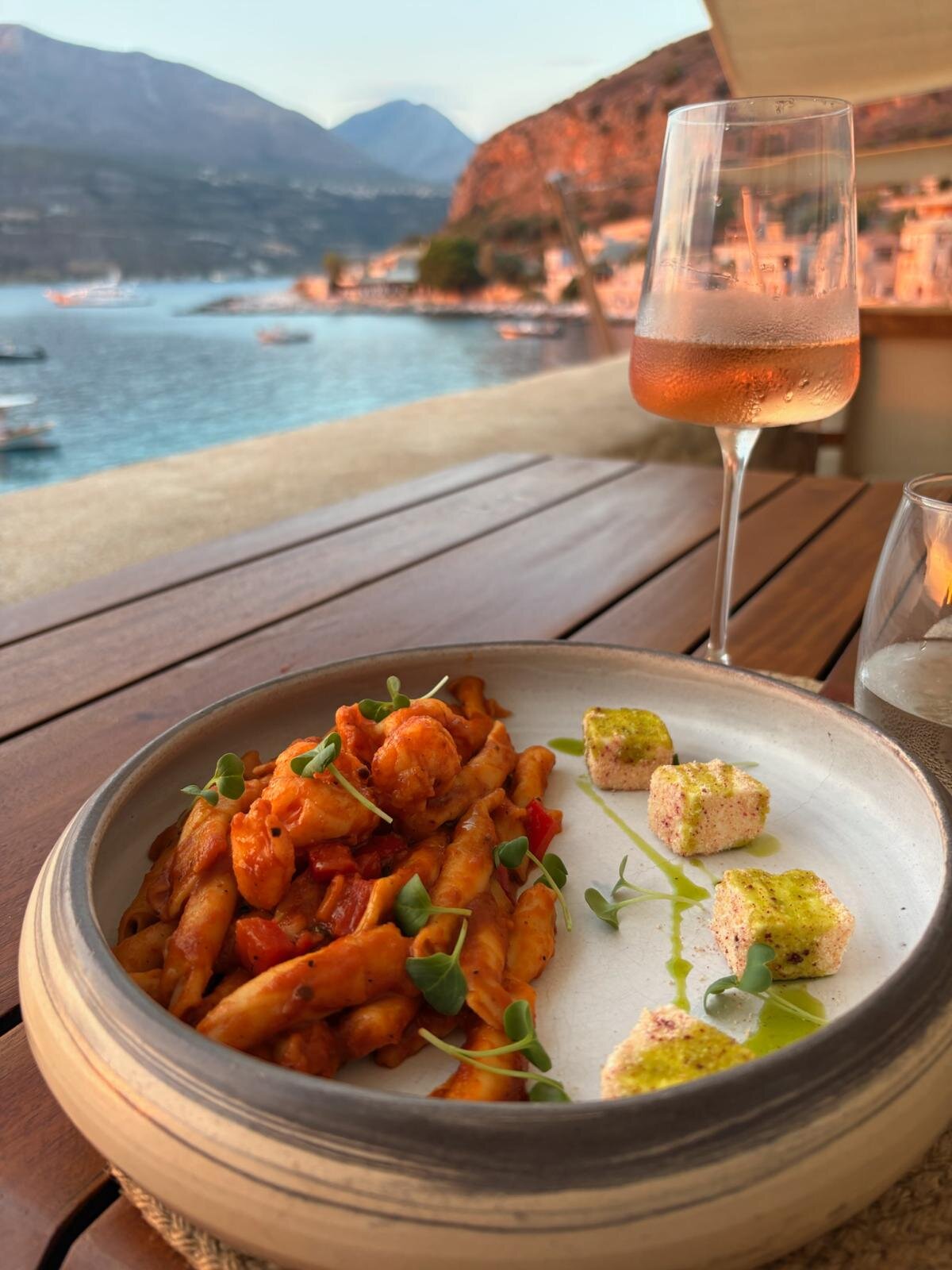 皮尔戈斯玛维罗米恰利酒店-官方