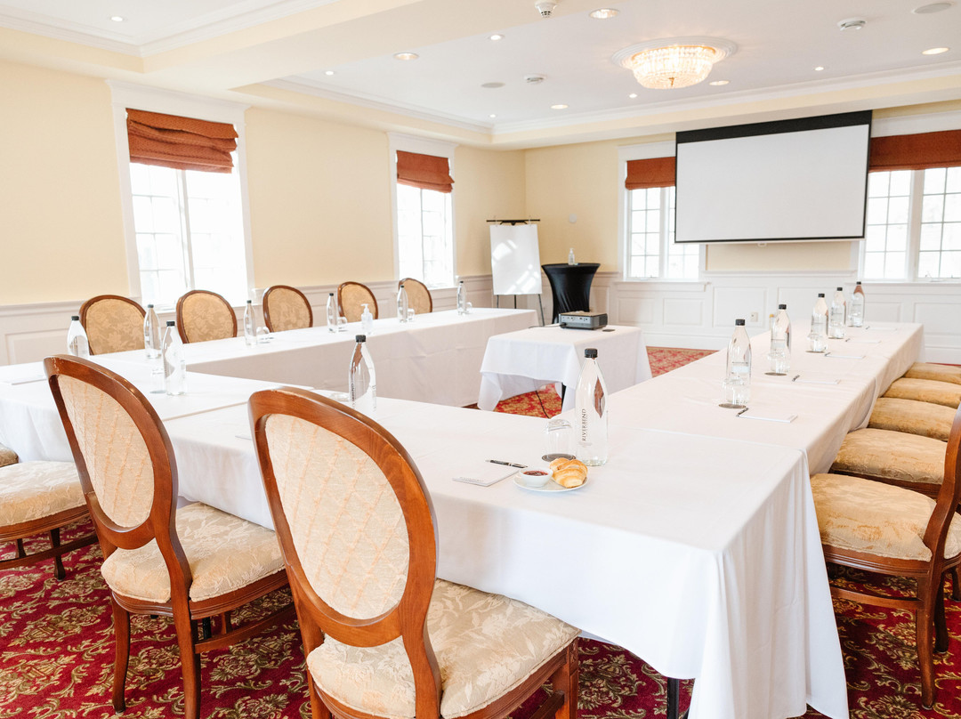 河湾葡萄园酒店主图