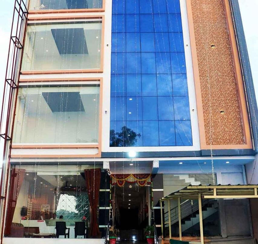 Hotel Gayatri Palace