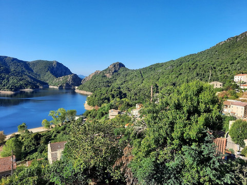 Lac de Tolla-Tolla必去景点