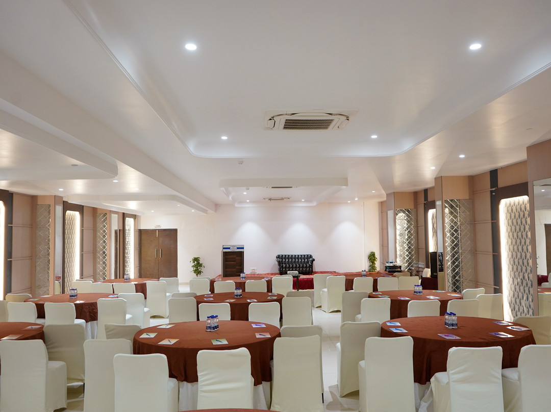 Grand Sarovar Portico主图